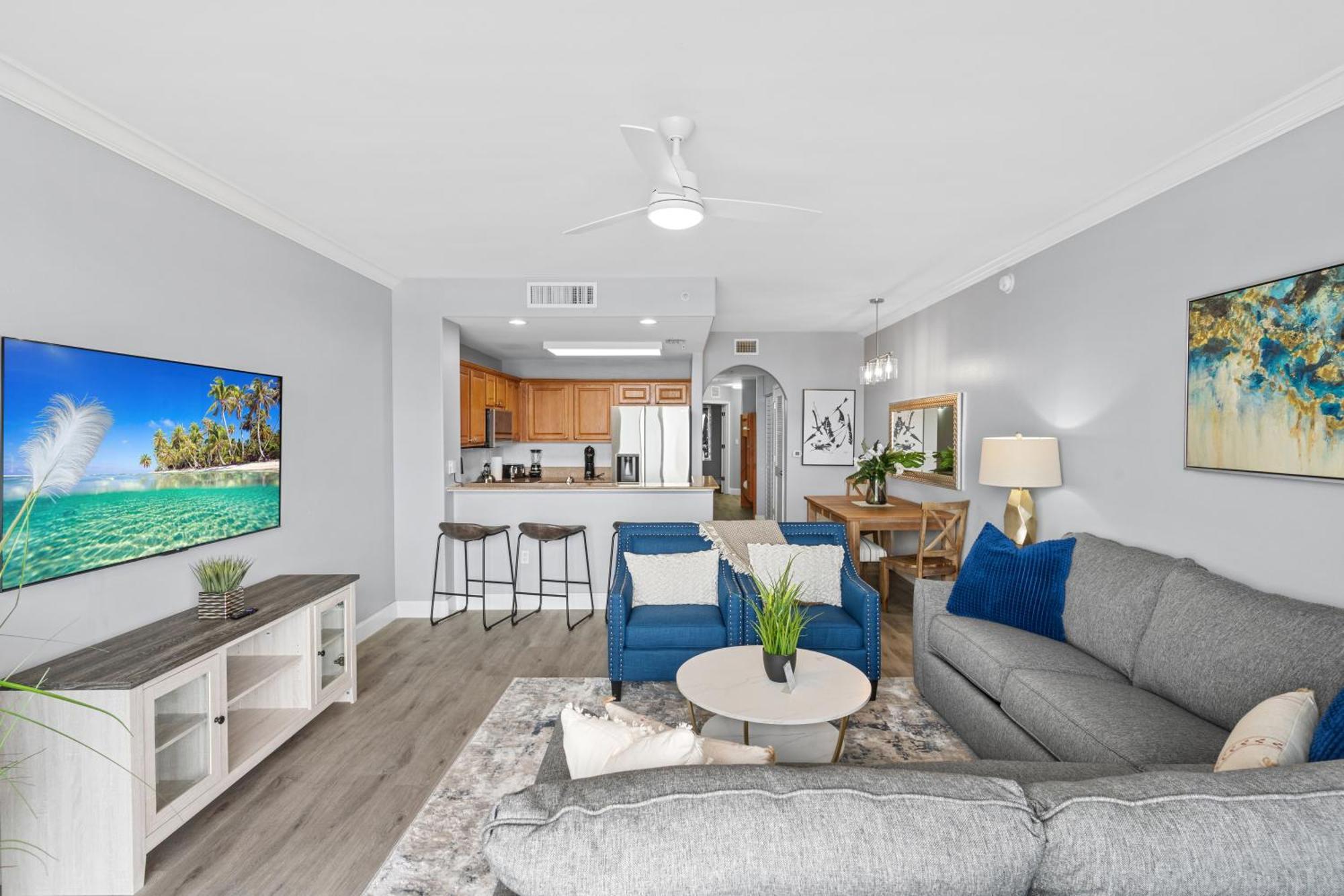 5-min To Lakeside Retreat *